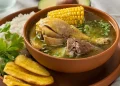 Sancocho panameño de Gallinas