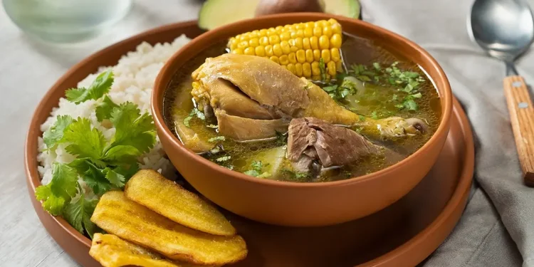Sancocho panameño de Gallinas