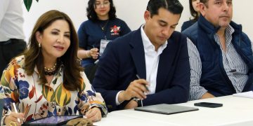 Universidad de Sonora y STAUS inician negociación salarial 2026 con aumento propuesto del 4%