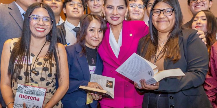 Juventudes al centro: impulsan agenda legislativa y regulación digital para nuevas generaciones