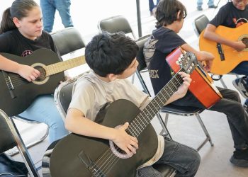 Guaymas impulsa el programa “Cultura para el Bienestar” en colonias del municipio