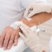Bajo investigación: sueros intravenosos ligados a seis decesos en Sonora