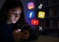 Propuesta para regular redes sociales y limitar su uso a menores genera debate en México