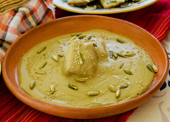 Pollo en pipián verde