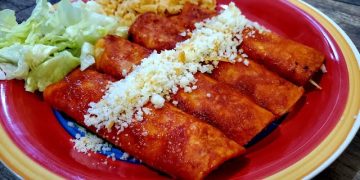 Enchiladas zacatecanas