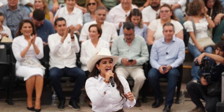 Celida López inicia gira por el sur de Sonora con reuniones informativas rumbo al proceso interno de Morena