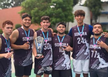 Normalistas sonorenses suben al podio en competencia nacional deportiva