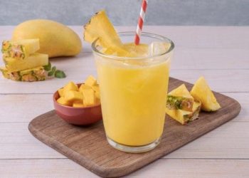 Agua fresca tropical para el verano