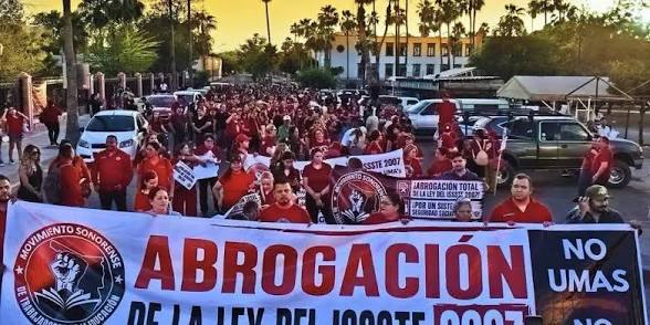 Manifestaciones de trabajadores y maestros continúan en Hermosillo; anuncian nuevas protestas para junio