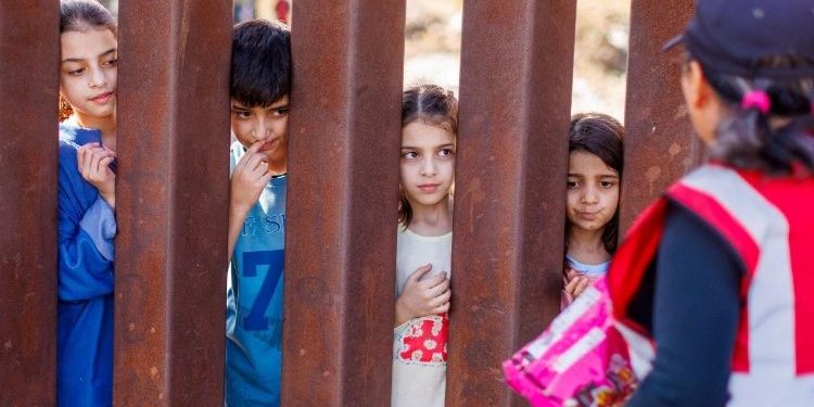 Alertan por aumento de infancias migrantes afectadas por deportaciones y separación familiar