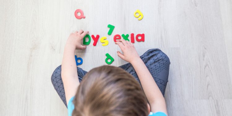 Dislexia: señales de alerta y recomendaciones para apoyar el aprendizaje infantil