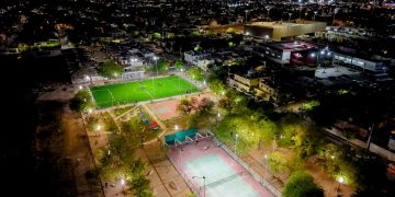 Renuevan alumbrado del Parque Deportivo Los Portales con inversión de 928 mil pesos