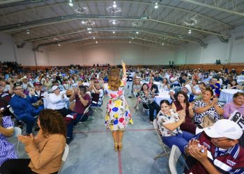 Lorenia Valles destaca avances en infraestructura y apoyos sociales para comunidades de Álamos