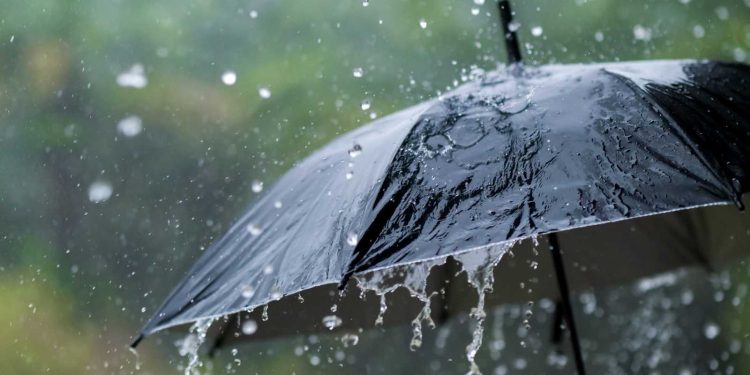Lluvia sorprende a Hermosillo y alivia el calor
