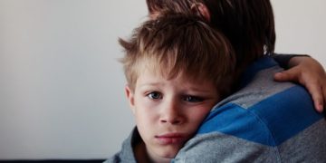 Suicidio entre menores de 10 a 14 años enciende alerta; urge escuchar más a las infancias