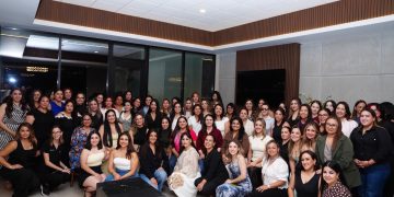 Mujeres deben tener una participación activa en las decisiones públicas, afirma Celida López