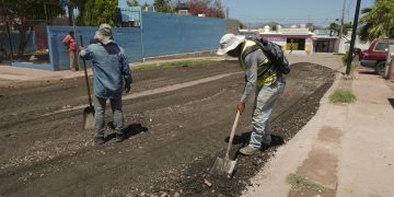 Refuerzan limpieza y mantenimiento urbano en la colonia Ocotillo 1 de Guaymas