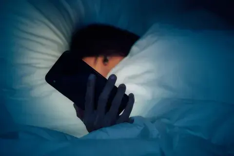 ¿Tu celular te está dejando mentalmente agotado?