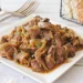 Hígados de pollo encebollados
