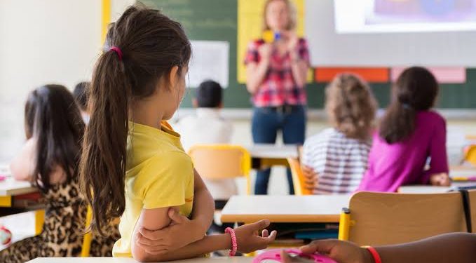 La escuela debe adaptarse a la diversidad de los alumnos, no al revés: Mireya Franco