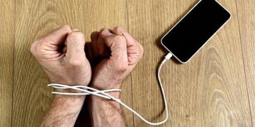 Cinco minutos sin celular pueden cambiar cómo empieza tu día