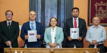 Rinde Karla Córdova segundo informe de gobierno ante el Cabildo de Guaymas